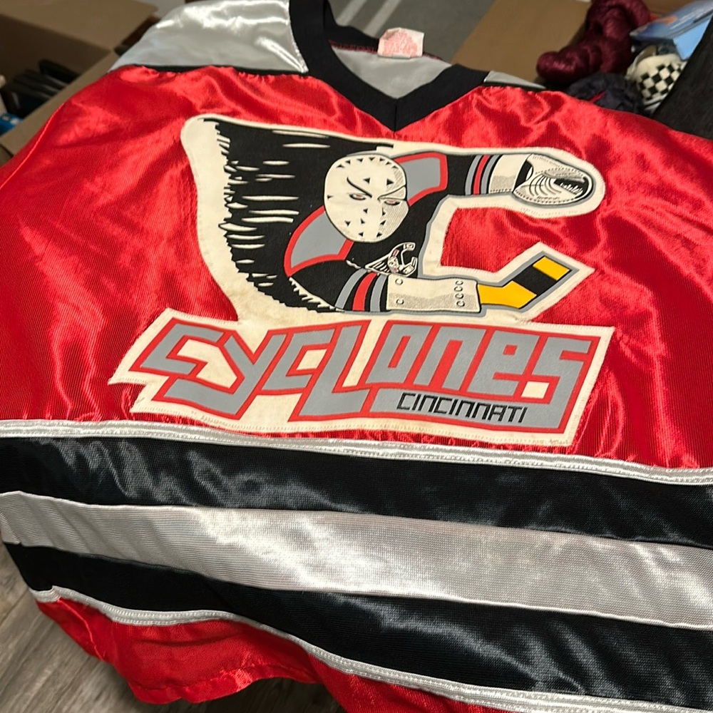 Cincinnati Cyclone jersey- Vintage